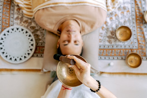 méditation profonde bols chantants